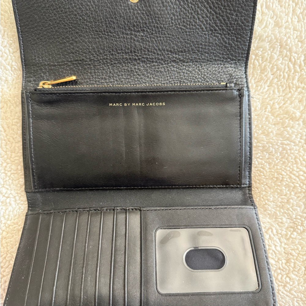 Marc Jacobs Black Leather Wallet - Picture 4 of 4